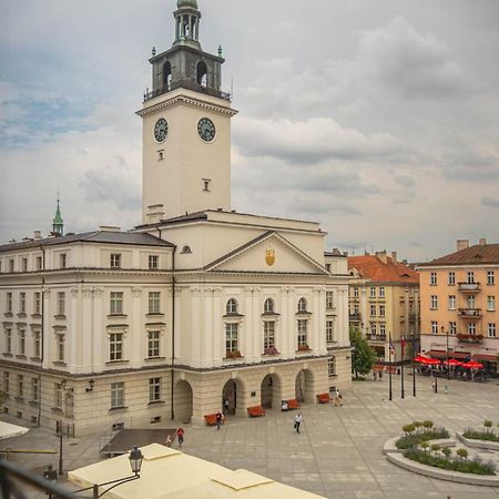 Apartamenty Na Starowce - 3 Pietro Z Widokiem Na Ratusz, Rynek Glowny I Centrum Kaliszki Buitenkant foto