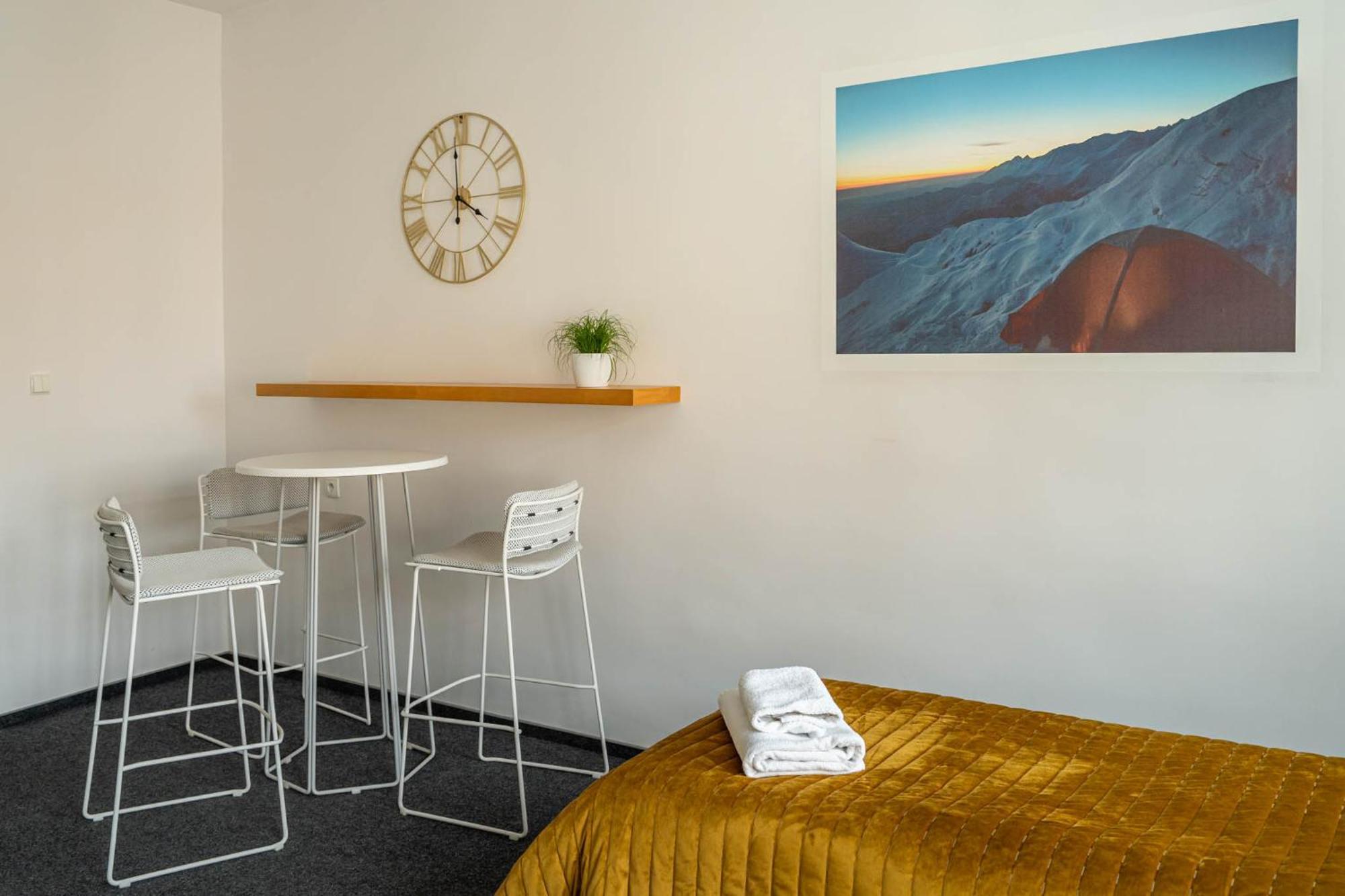 Apartamenty Na Starowce - 3 Pietro Z Widokiem Na Ratusz, Rynek Glowny I Centrum Kaliszki Buitenkant foto