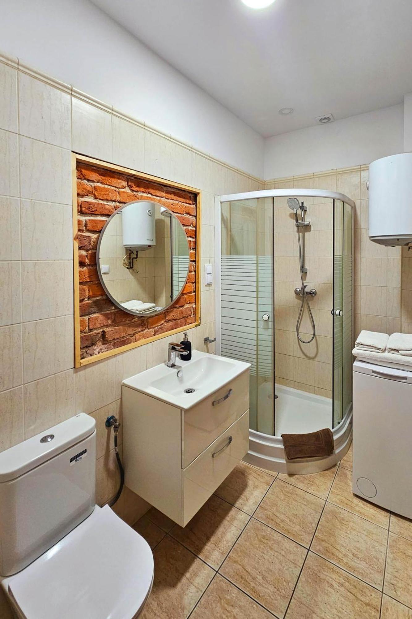 Apartamenty Na Starowce - 3 Pietro Z Widokiem Na Ratusz, Rynek Glowny I Centrum Kaliszki Buitenkant foto